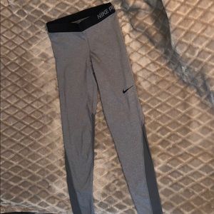 Women’s Nike Pro Leggings